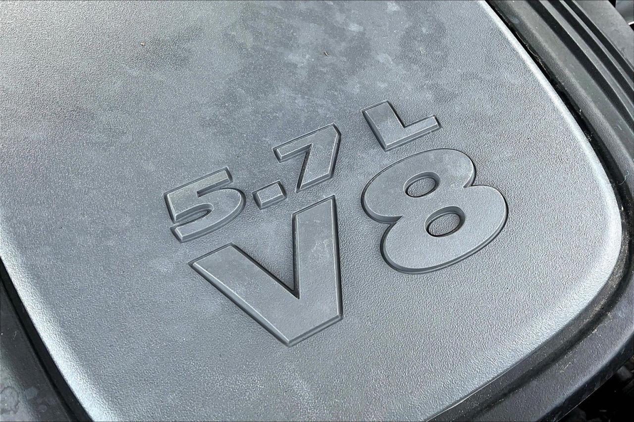 12686271