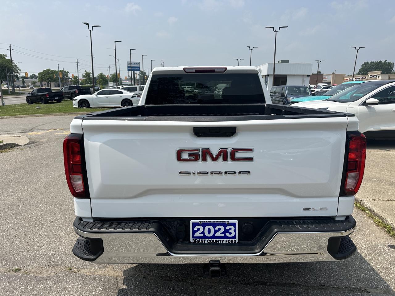 2023 GMC Sierra 1500 SLE Photo