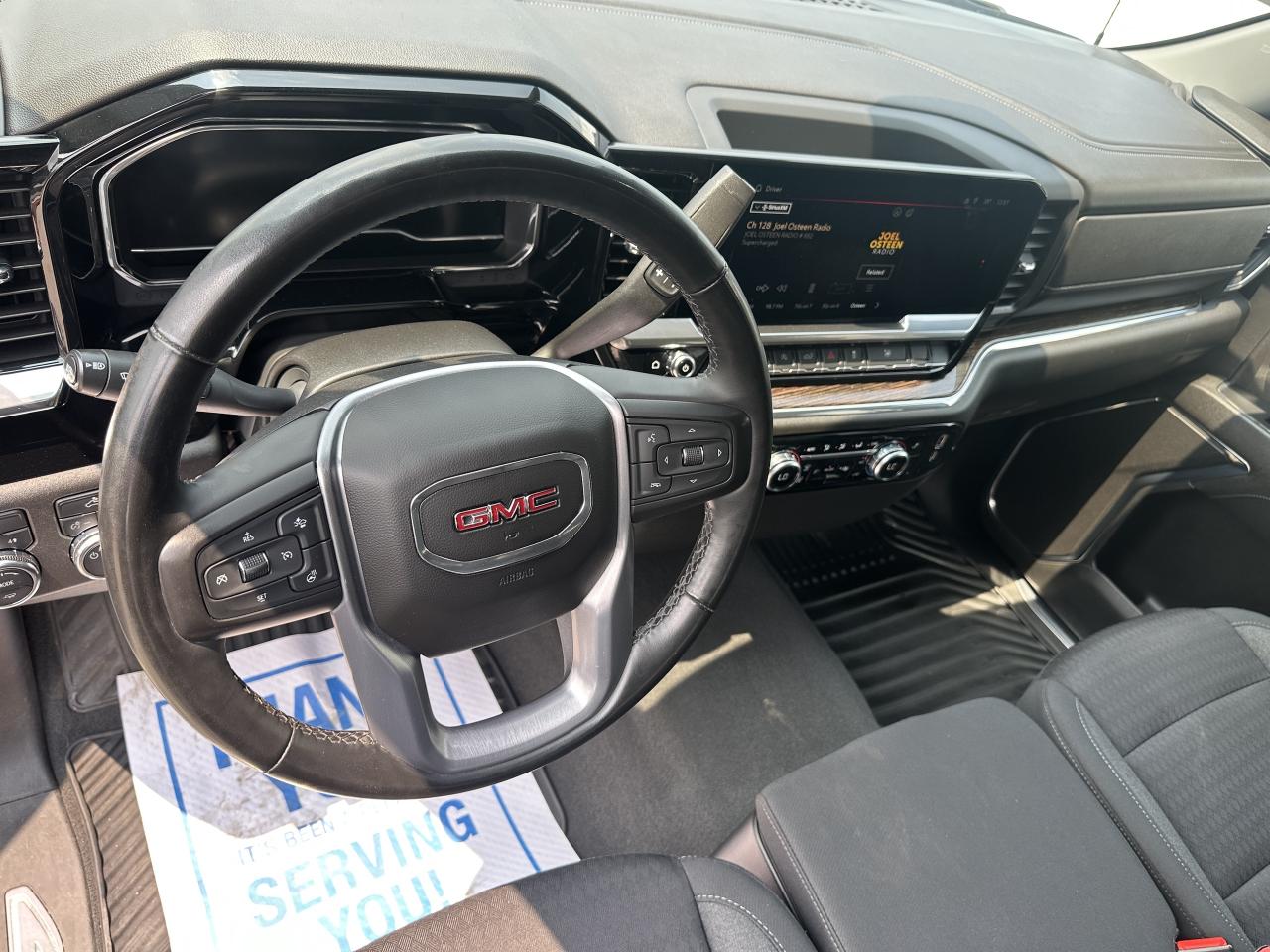 2023 GMC Sierra 1500 SLE Photo