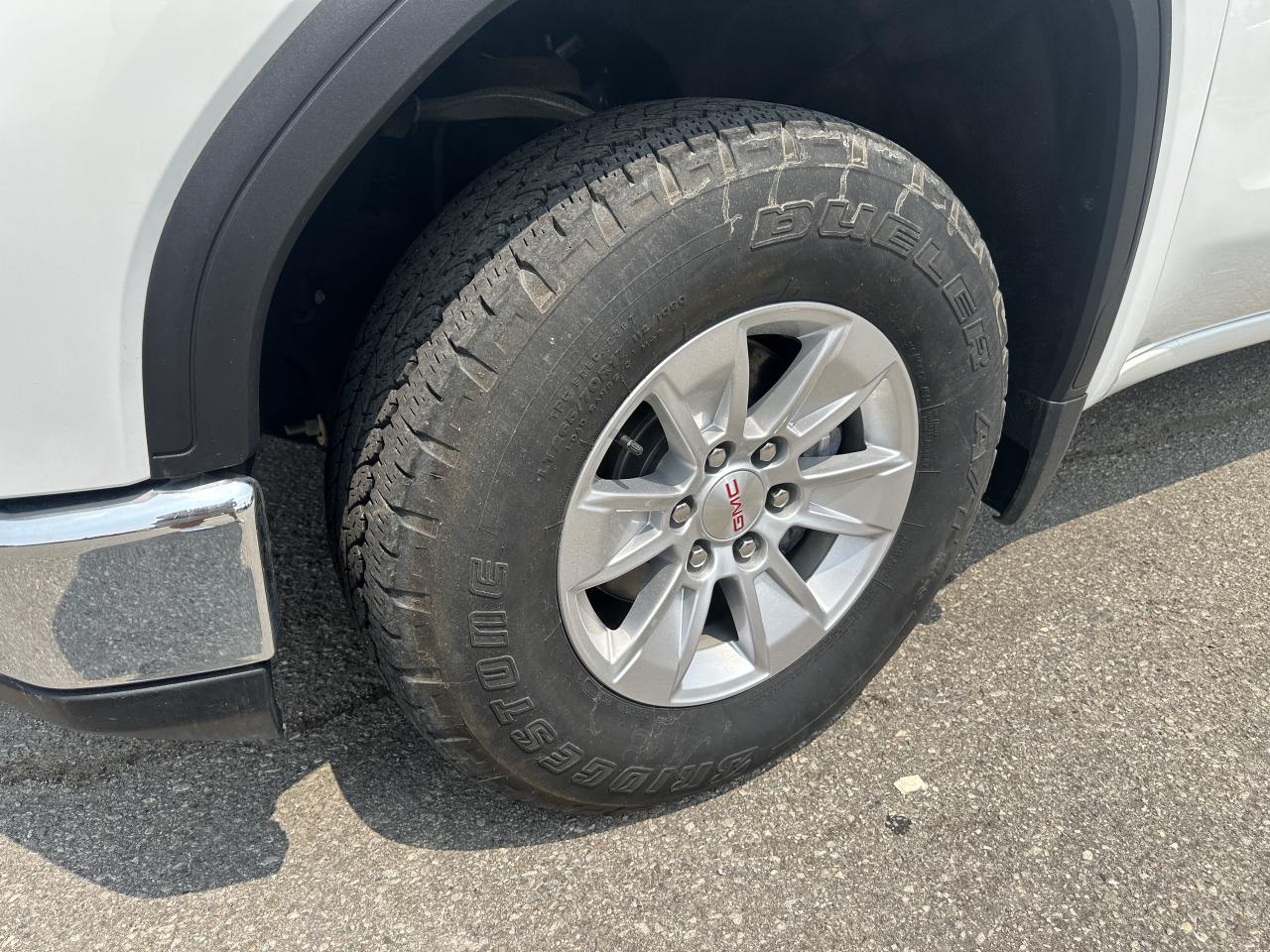 2023 GMC Sierra 1500 SLE Photo