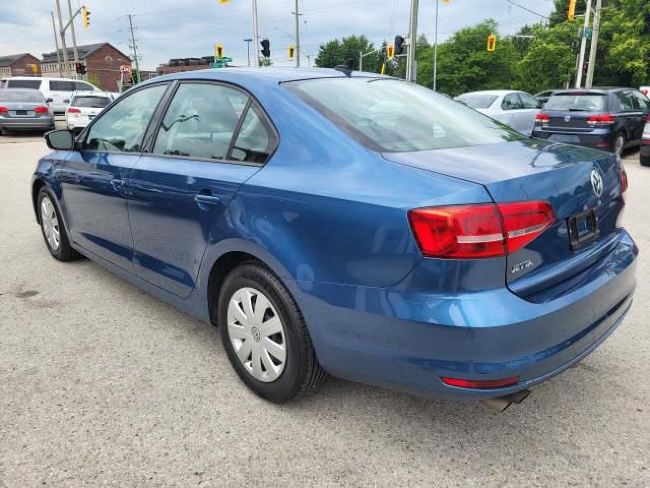 2015 Volkswagen Jetta TRENDLINE + Photo5