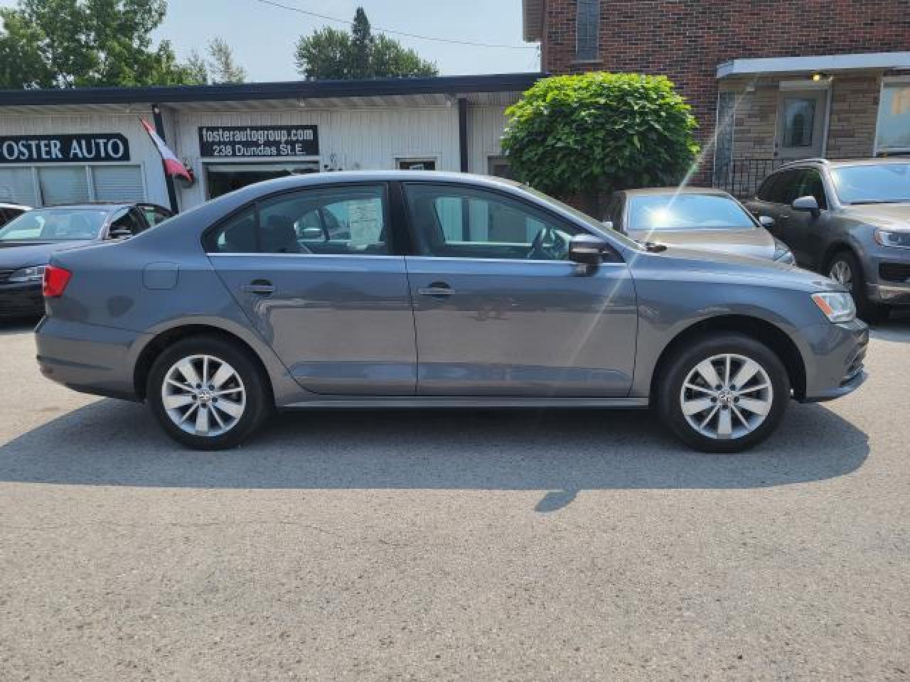 2015 Volkswagen Jetta Trendline Photo2