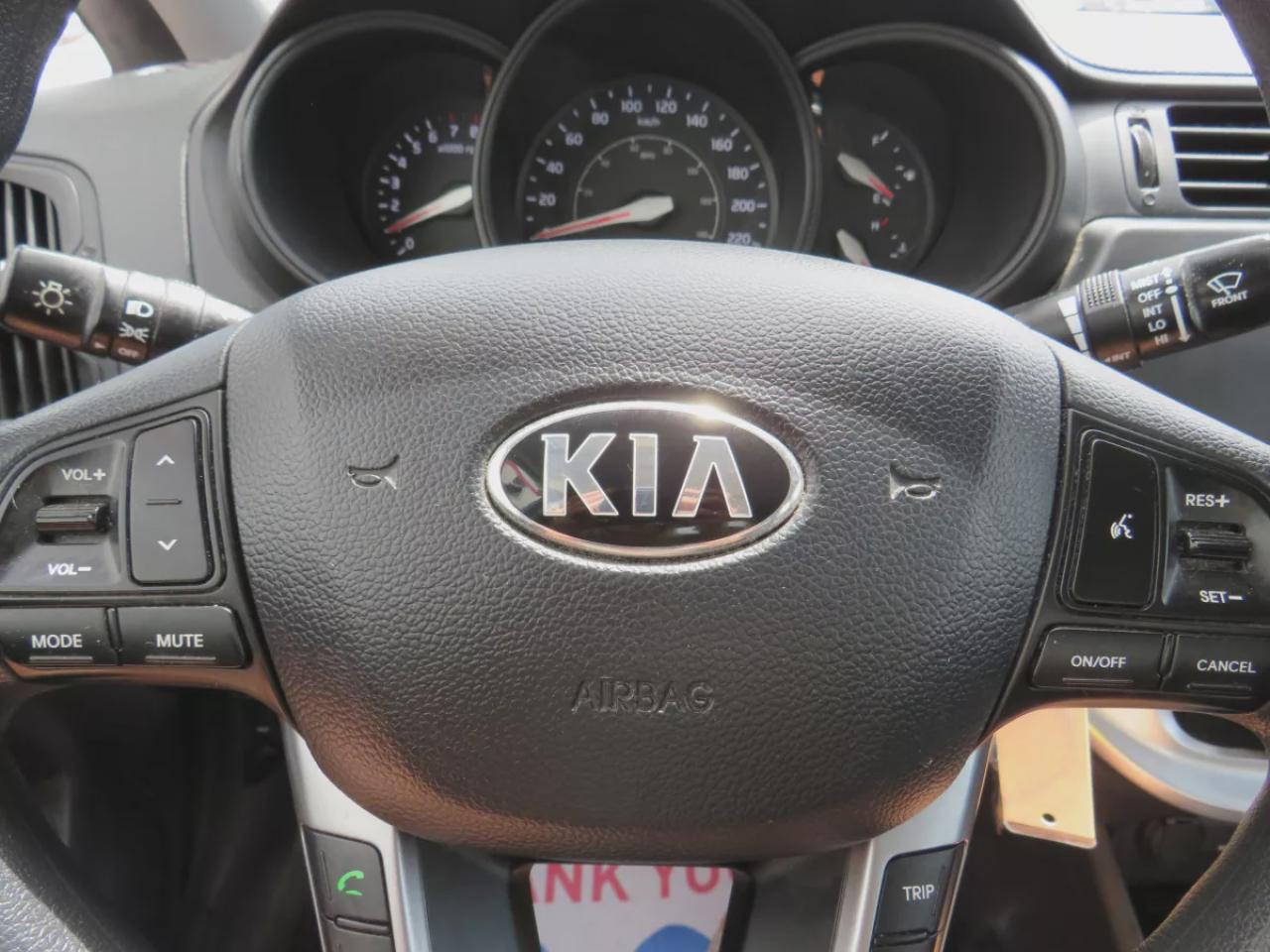 2014 Kia Rio LX (**LOW KM!!**CLEAN TITLE/NO ACCIDENTS!!**SAFETY/CERTIFIED!**A/C**HEATED SEATS**ACTIVE ECO**CRUISE CONTROL**BLUETOOTH**POWER LOCKS**POWER WINDOWS**) Photo