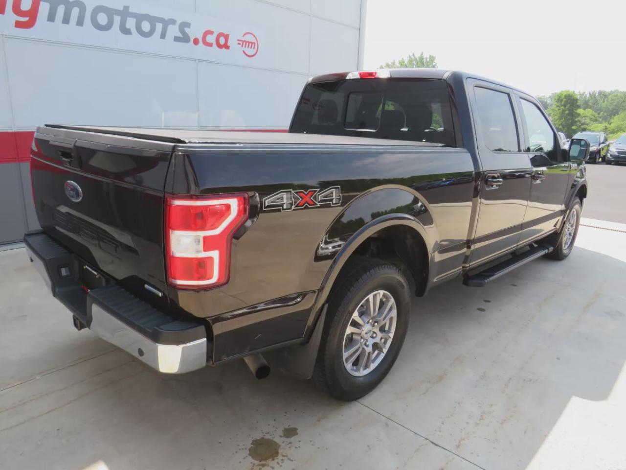 2019 Ford F-150 Lariat (**CLEAN TITLE/NO ACCIDENTS!!**SAFETY/CERTIFIED!!**4WD**RUNNING BOARDS**TRAILER HITCH**TONNEAU COVER**WEATHER TECH MATS**ALLOY RIMS**REMOTE START**FOG LIGHTS**POWER SEATS**PUSH BUTTON START**DUAL CLIMATE CONTROL**DIGITAL TOUCHSCREEN**HEATED/VENTILA Photo