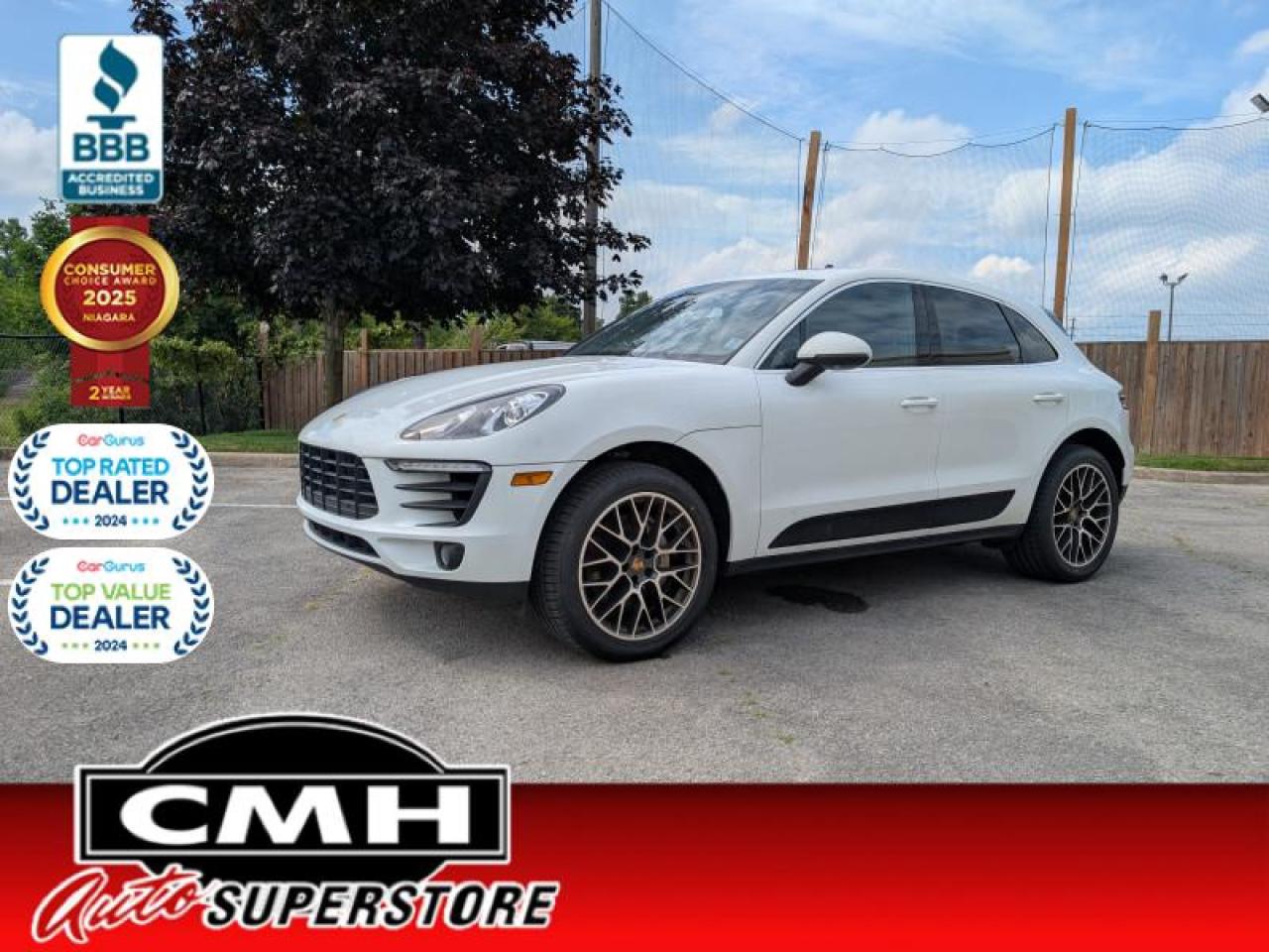2016 Porsche Macan S  **LOW KMS - NO ACCIDENTS**