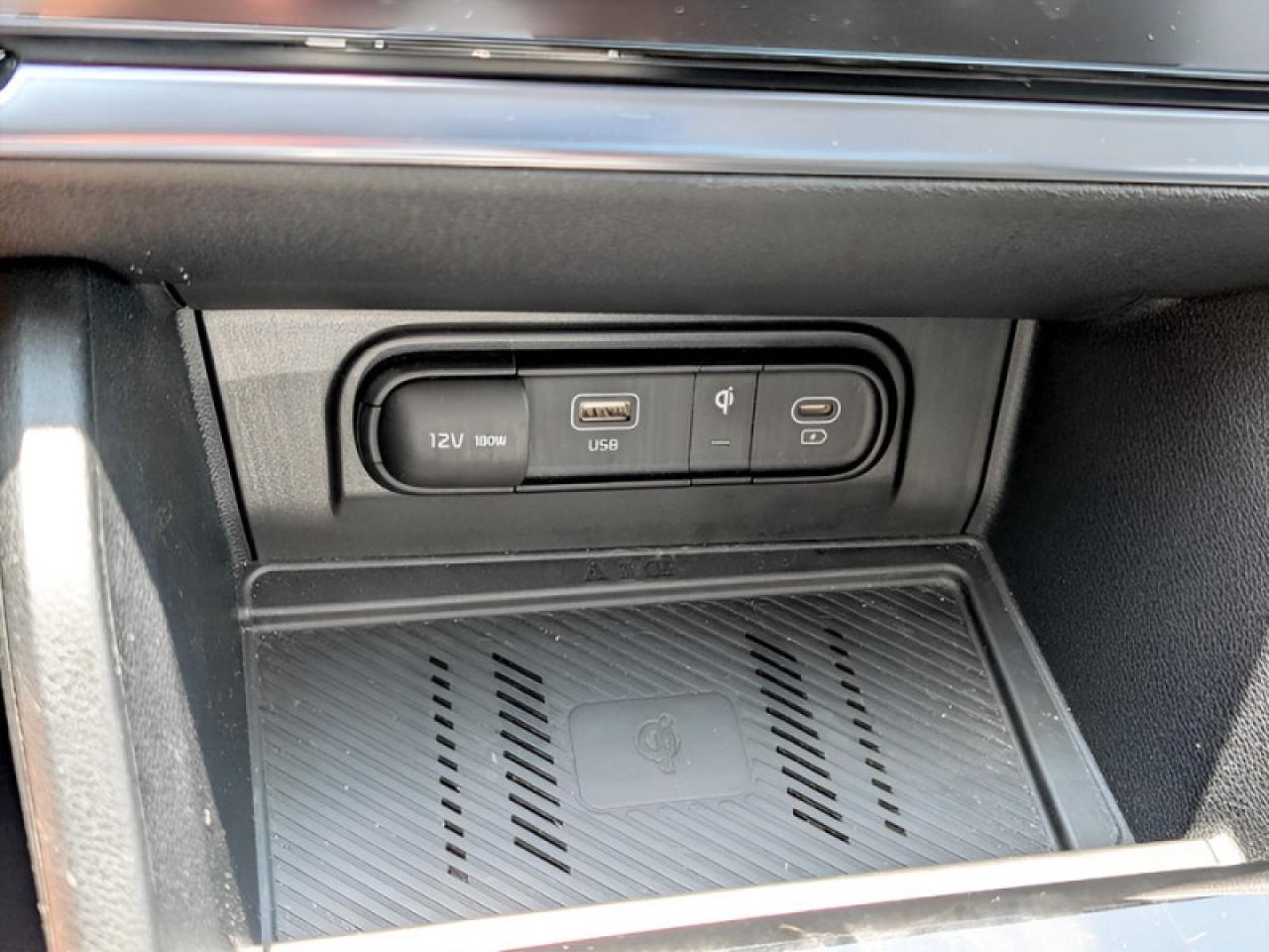 2023 Kia Sportage EX  **PANO ROOF - HTD SW** Photo