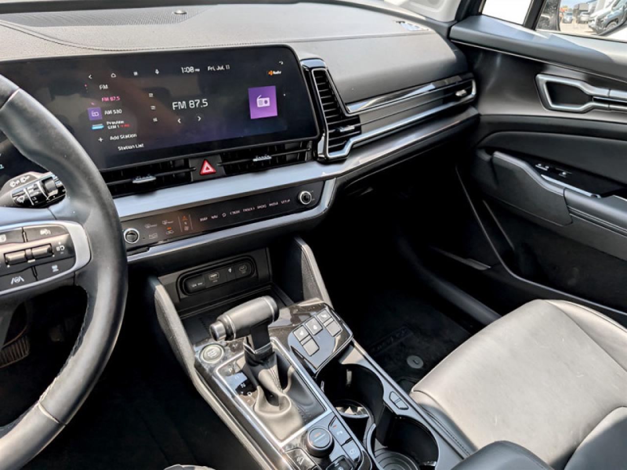 2023 Kia Sportage EX  **PANO ROOF - HTD SW** Photo