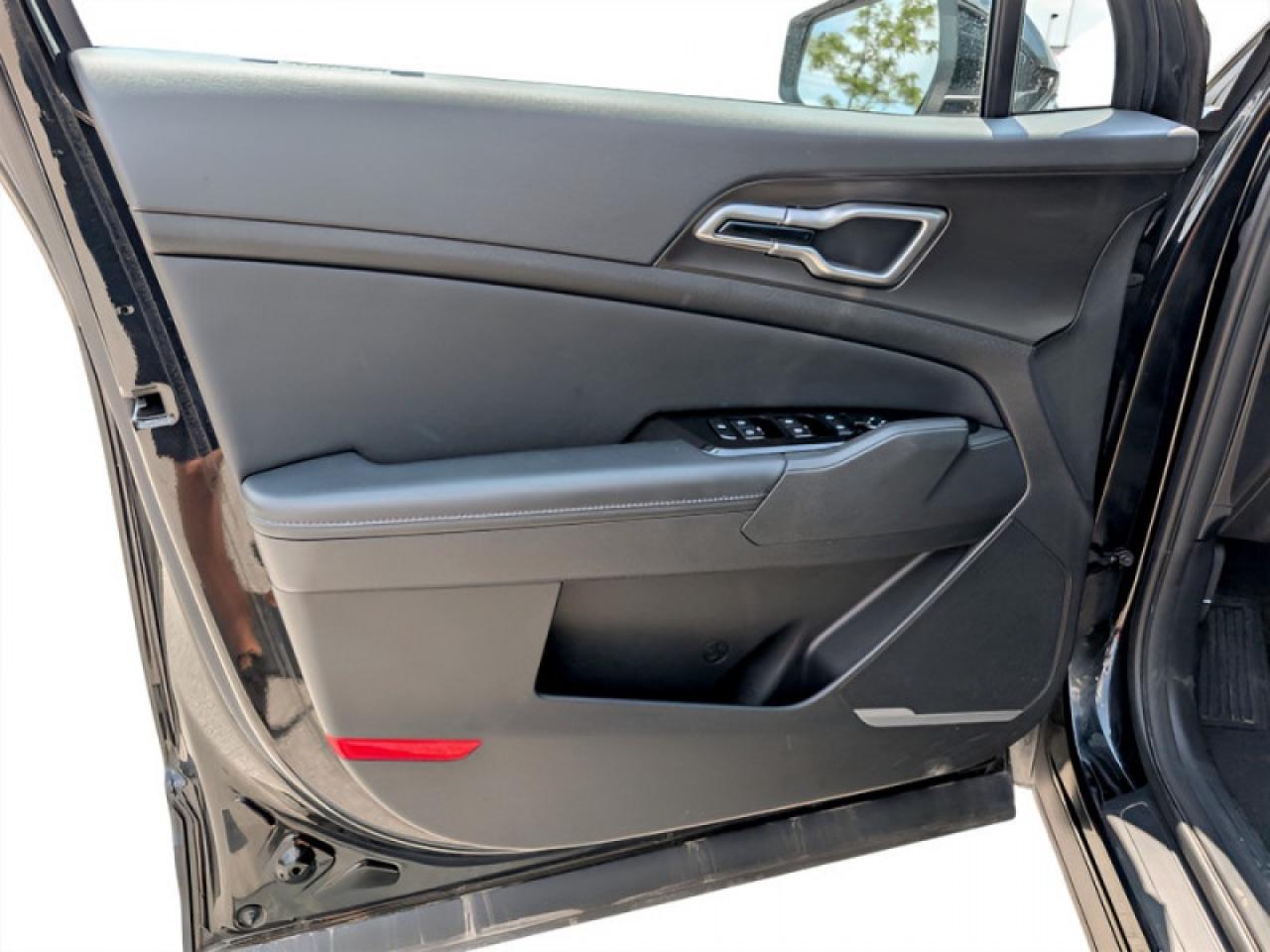 2023 Kia Sportage EX  **PANO ROOF - HTD SW** Photo