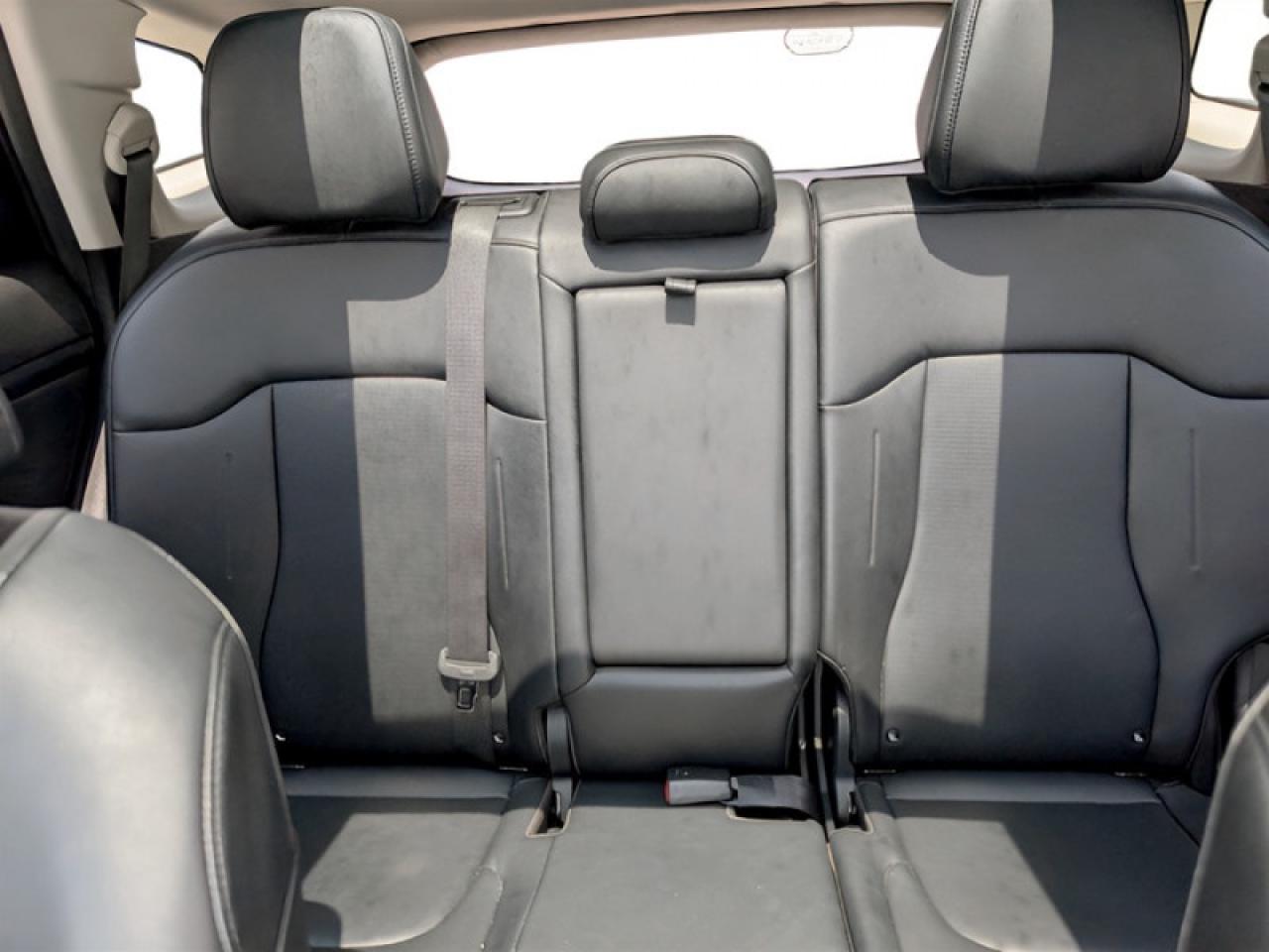 2023 Kia Sportage EX  **PANO ROOF - HTD SW** Photo