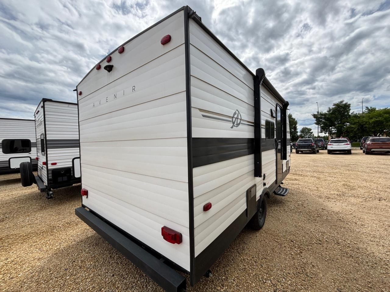 2025 Other TRAILER Avenir 17BH Photo3