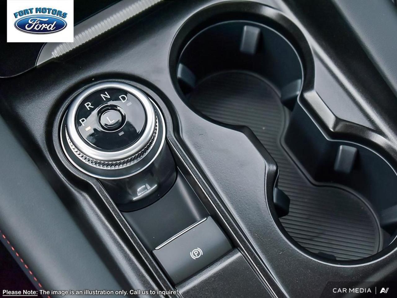 2025 Ford Explorer ST-Line Photo5