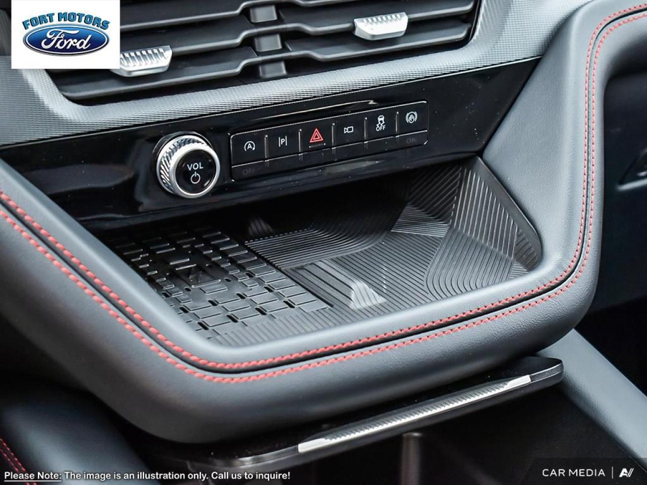 2025 Ford Explorer ST-Line Photo5