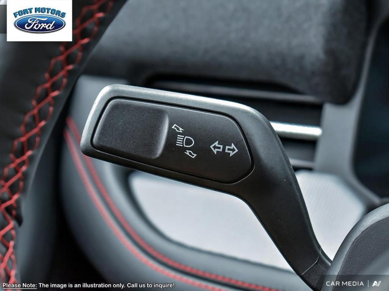 2025 Ford Explorer ST-Line Photo5