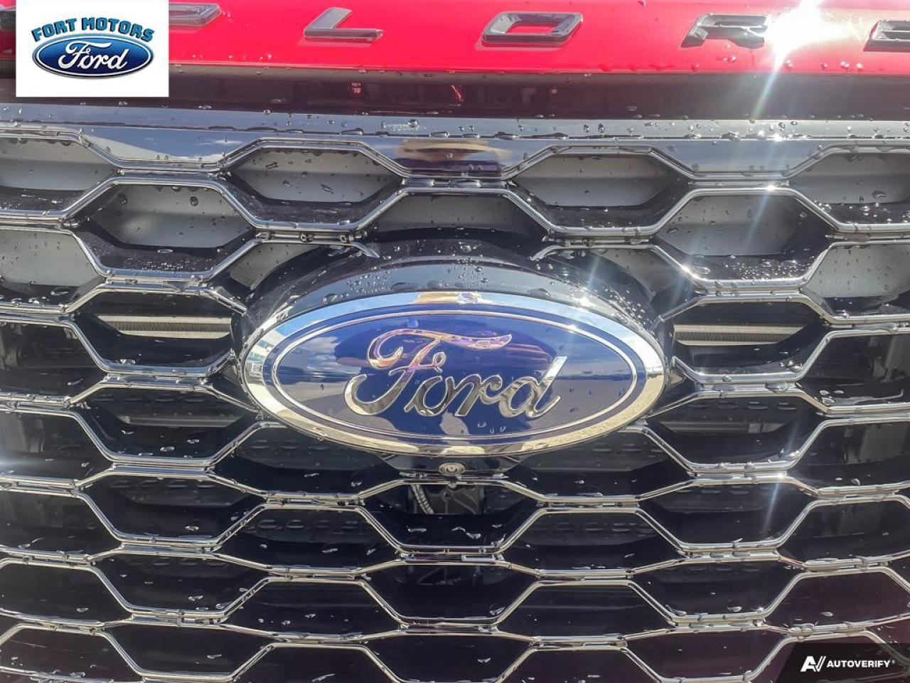 2025 Ford Explorer ST-Line Photo5