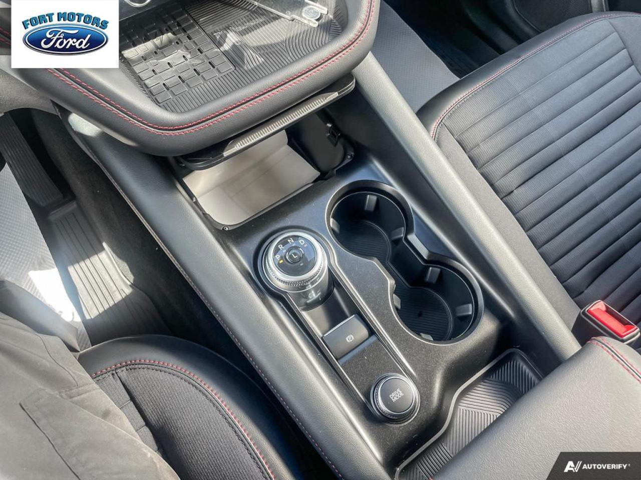 2025 Ford Explorer ST-Line Photo5