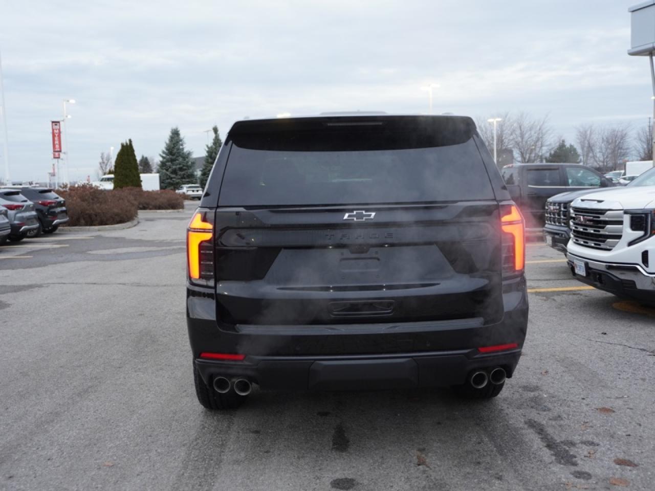 2025 Chevrolet Tahoe Z71  - Sunroof Photo4
