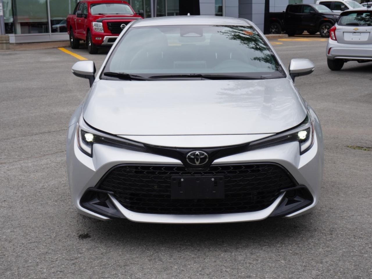 2025 Toyota Corolla Hatchback Photo3