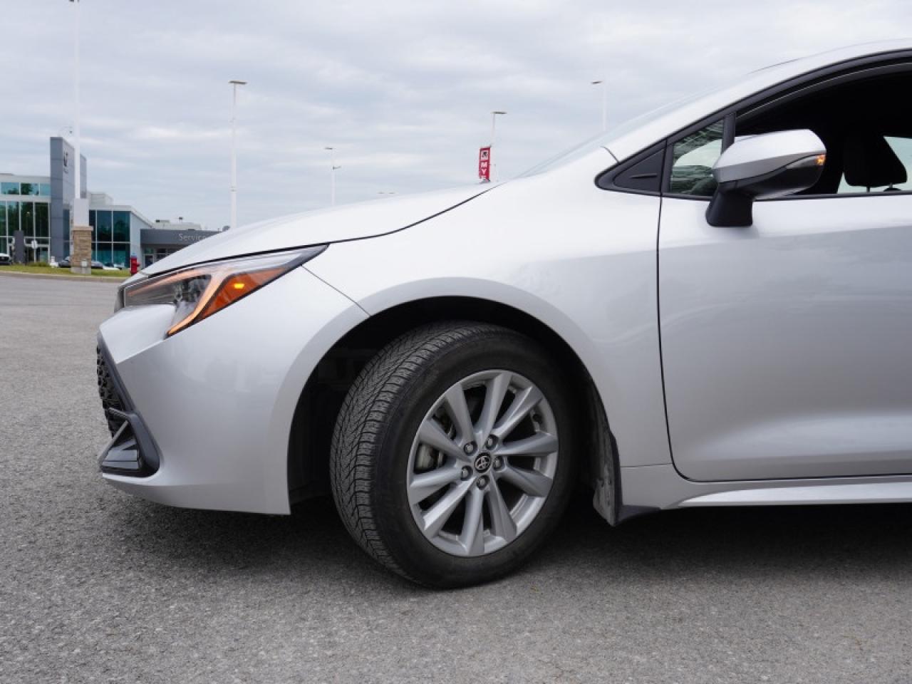 2025 Toyota Corolla Hatchback Photo