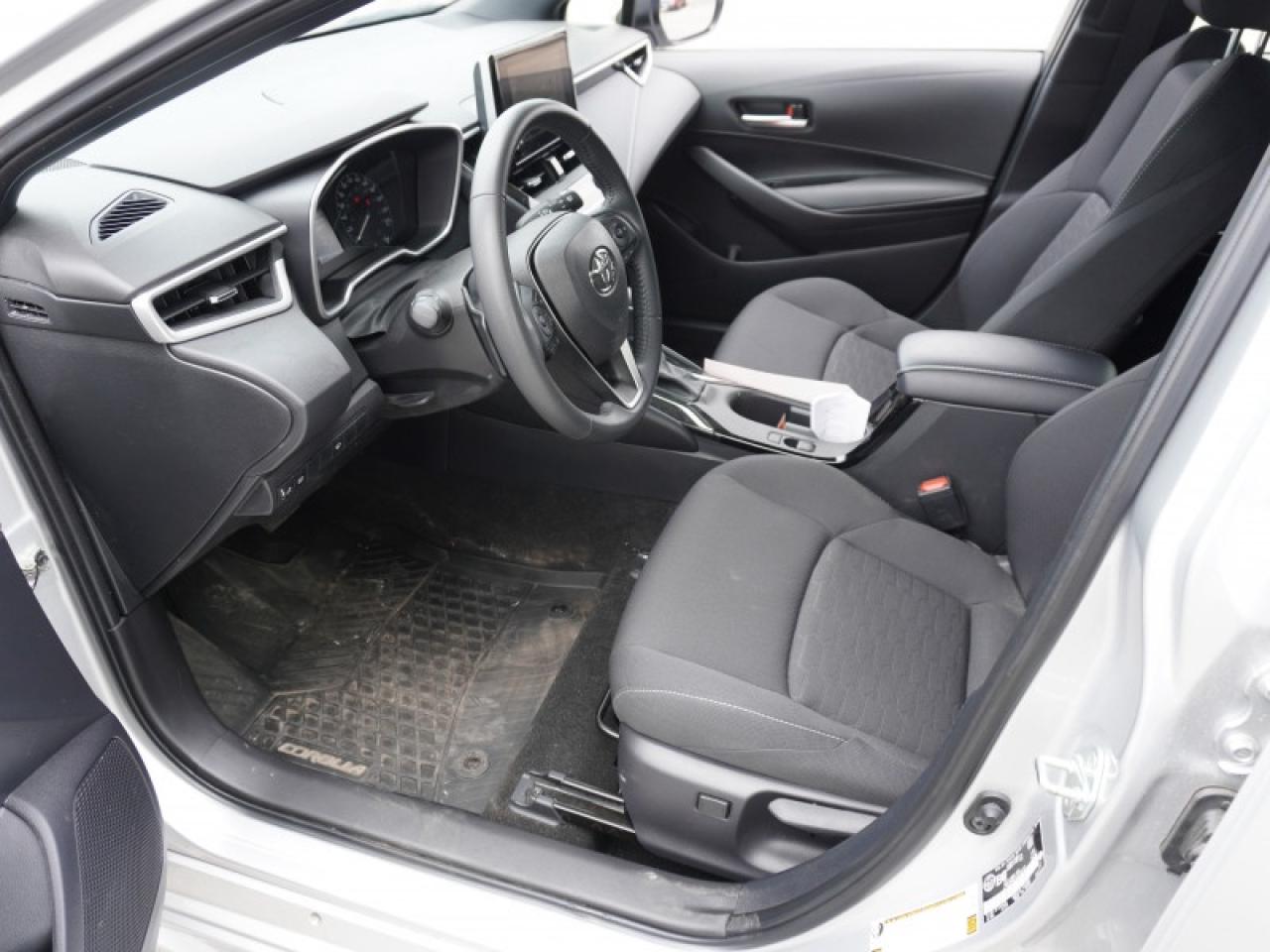 2025 Toyota Corolla Hatchback Photo