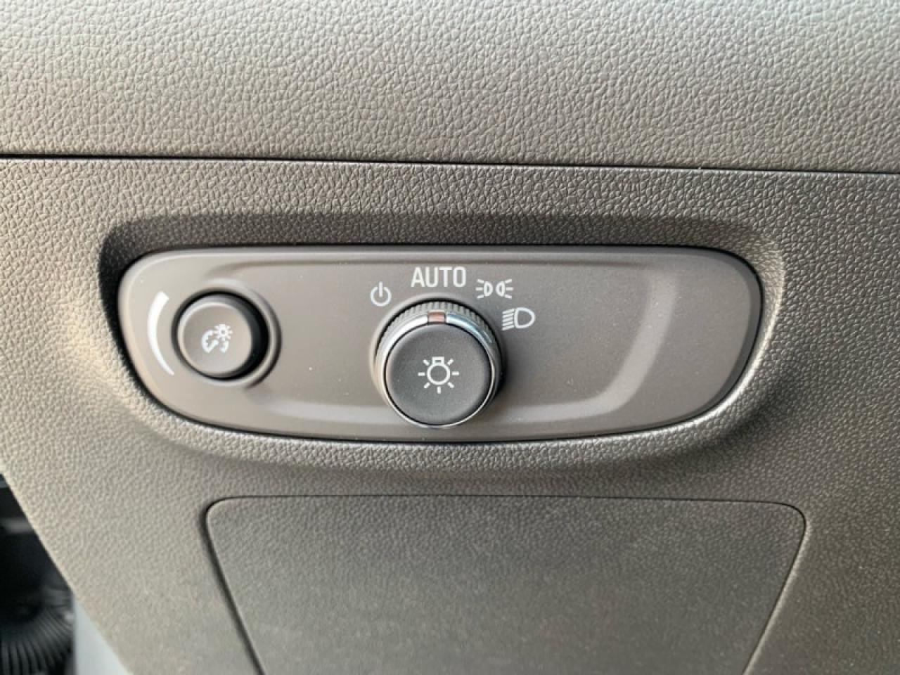 2026 Buick Encore GX Sport Touring Photo