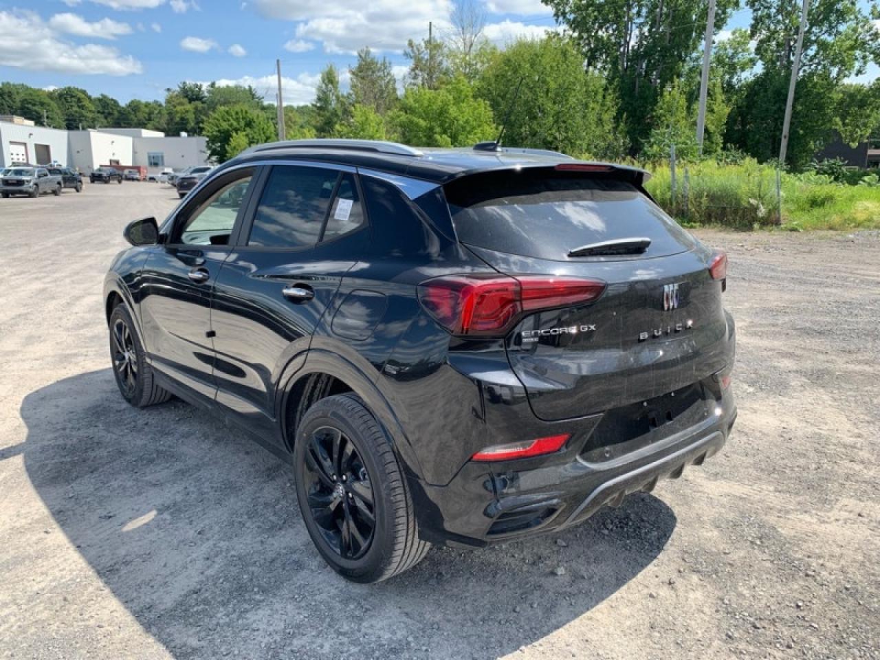 2026 Buick Encore GX Sport Touring Photo2