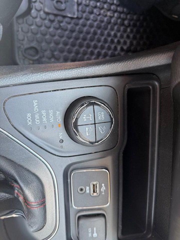 12686928