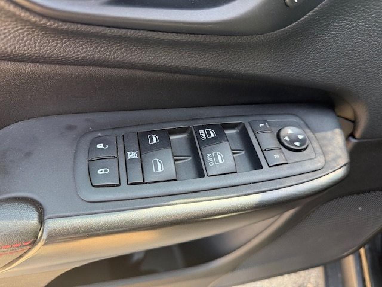 12686928