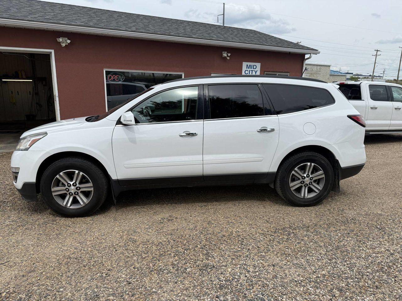 Used 2017 Chevrolet Traverse 2LT AWD for sale in Saskatoon, SK