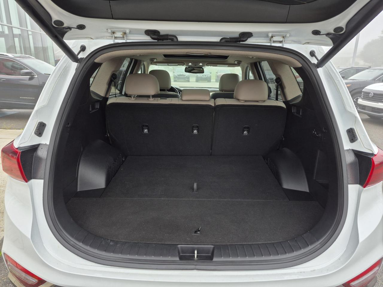2020 Hyundai Santa Fe Luxury Photo38