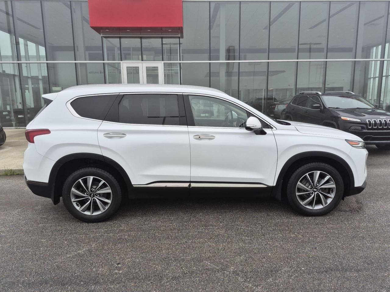 2020 Hyundai Santa Fe Luxury Photo25