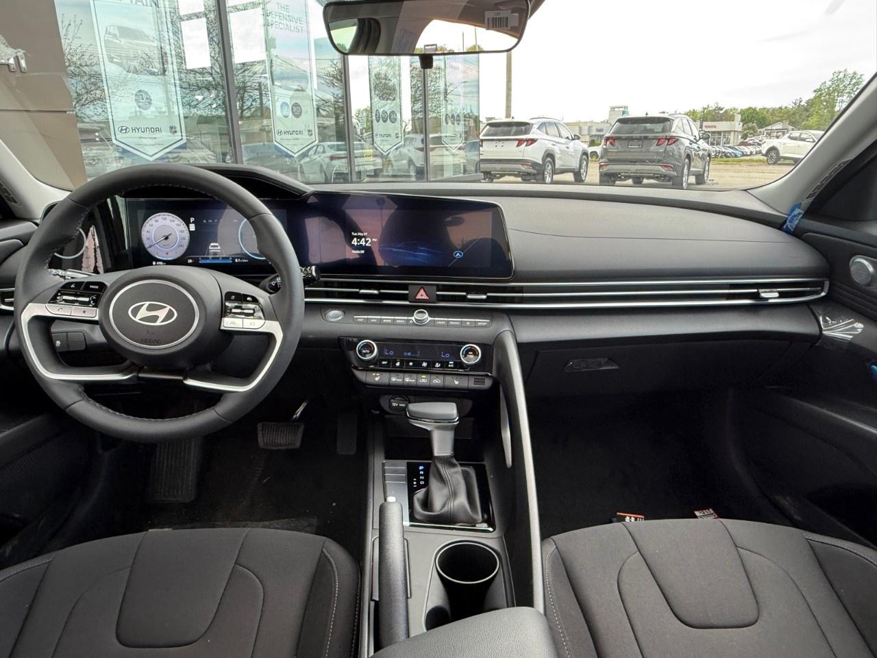 2025 Hyundai Elantra Preferred IVT w/Tech Pkg Photo