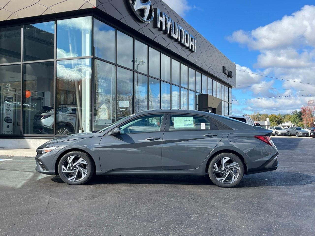 2025 Hyundai Elantra Preferred IVT w/Tech Pkg Photo