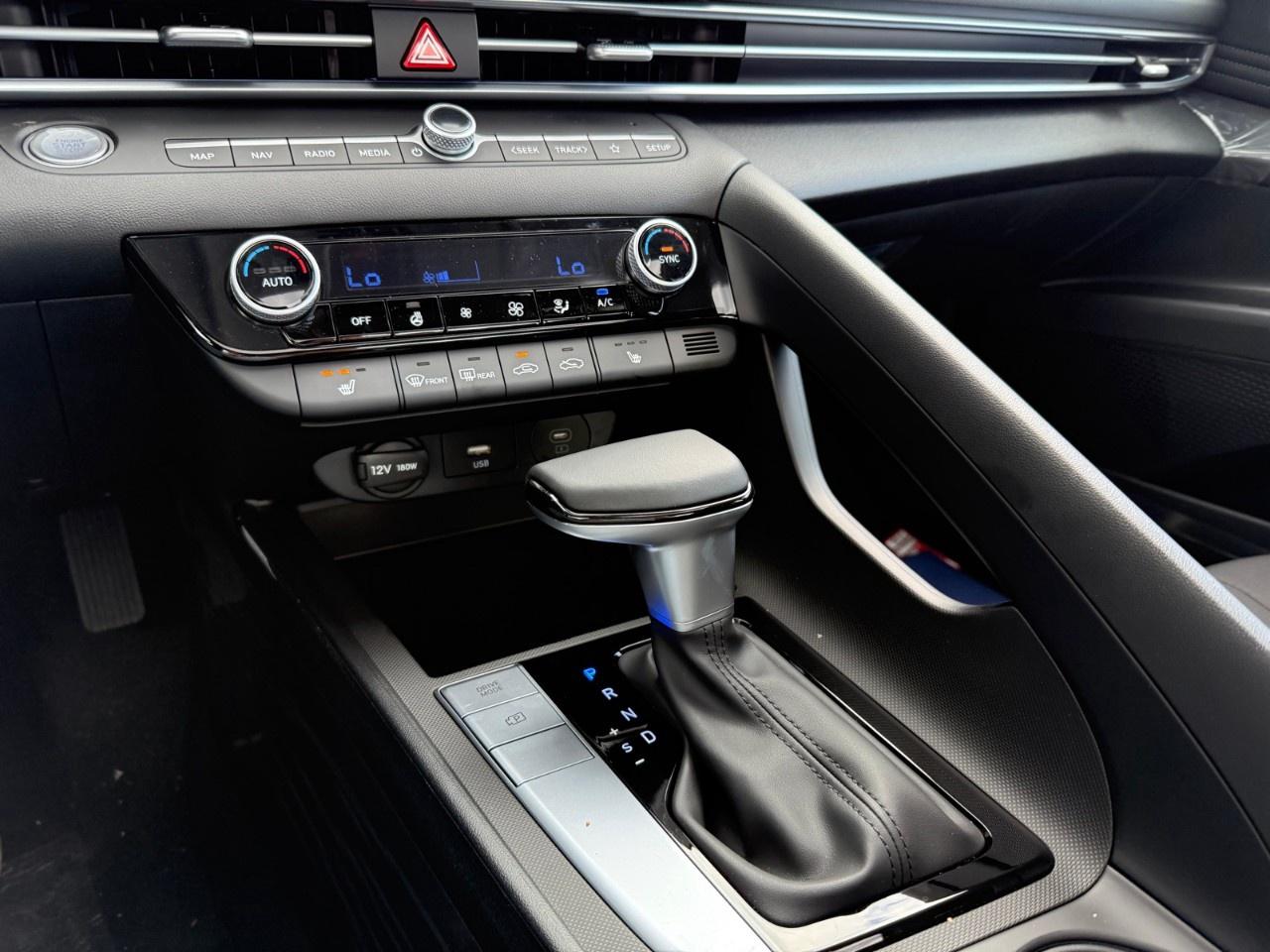 2025 Hyundai Elantra Preferred IVT w/Tech Pkg Photo