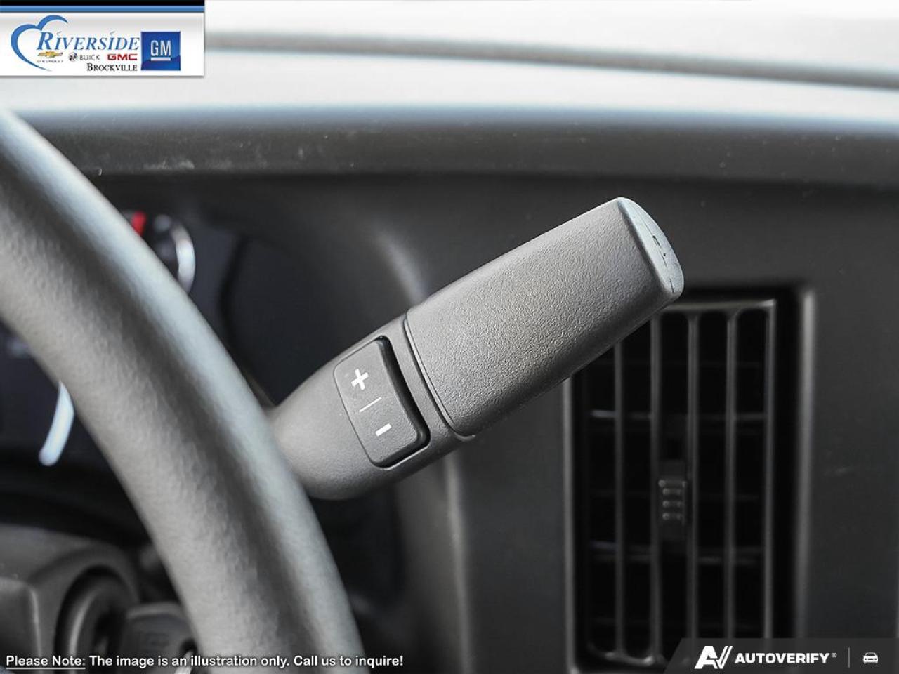 2025 GMC Savana 2500 Work Van Photo