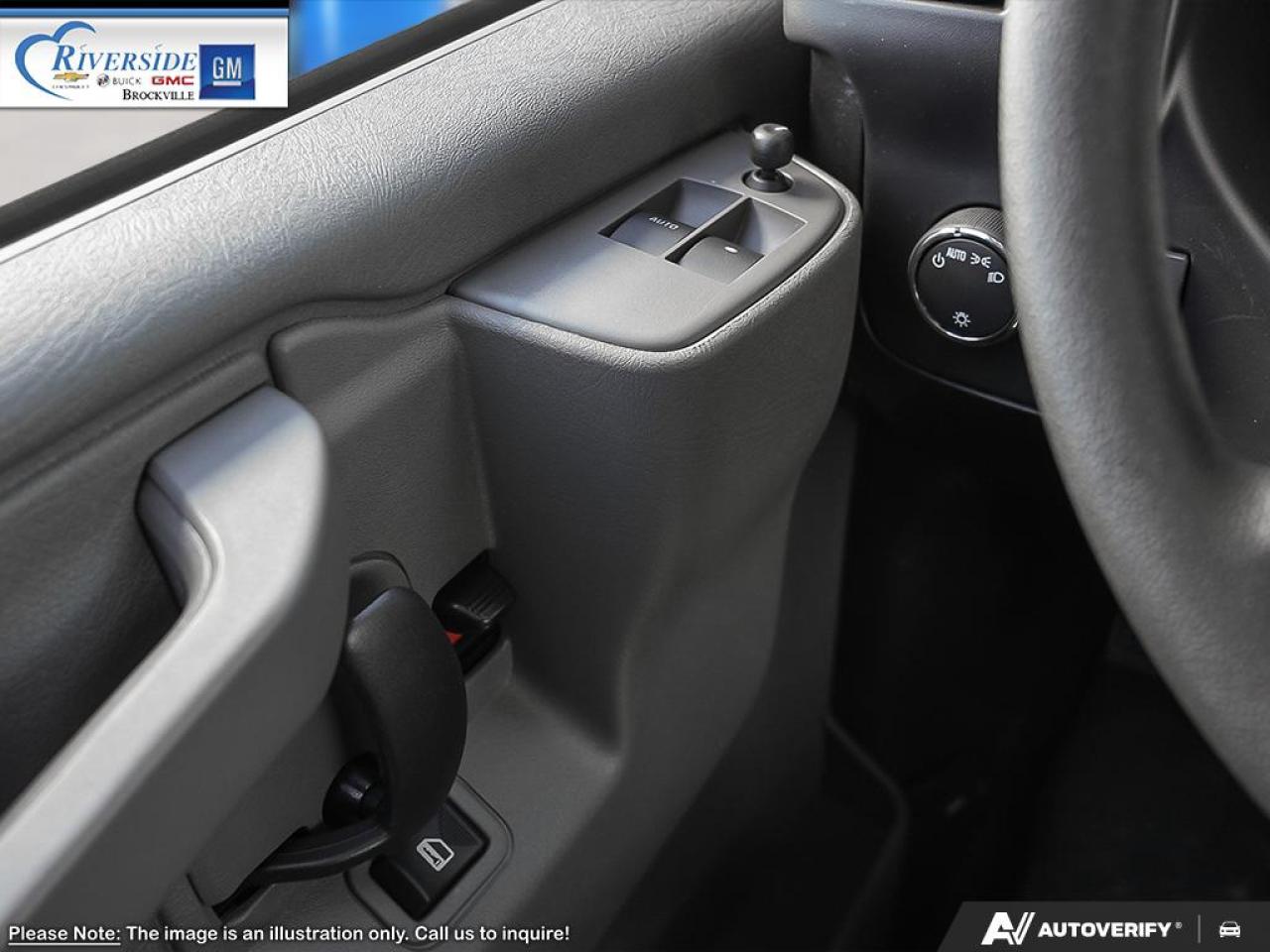 2025 GMC Savana 2500 Work Van Photo