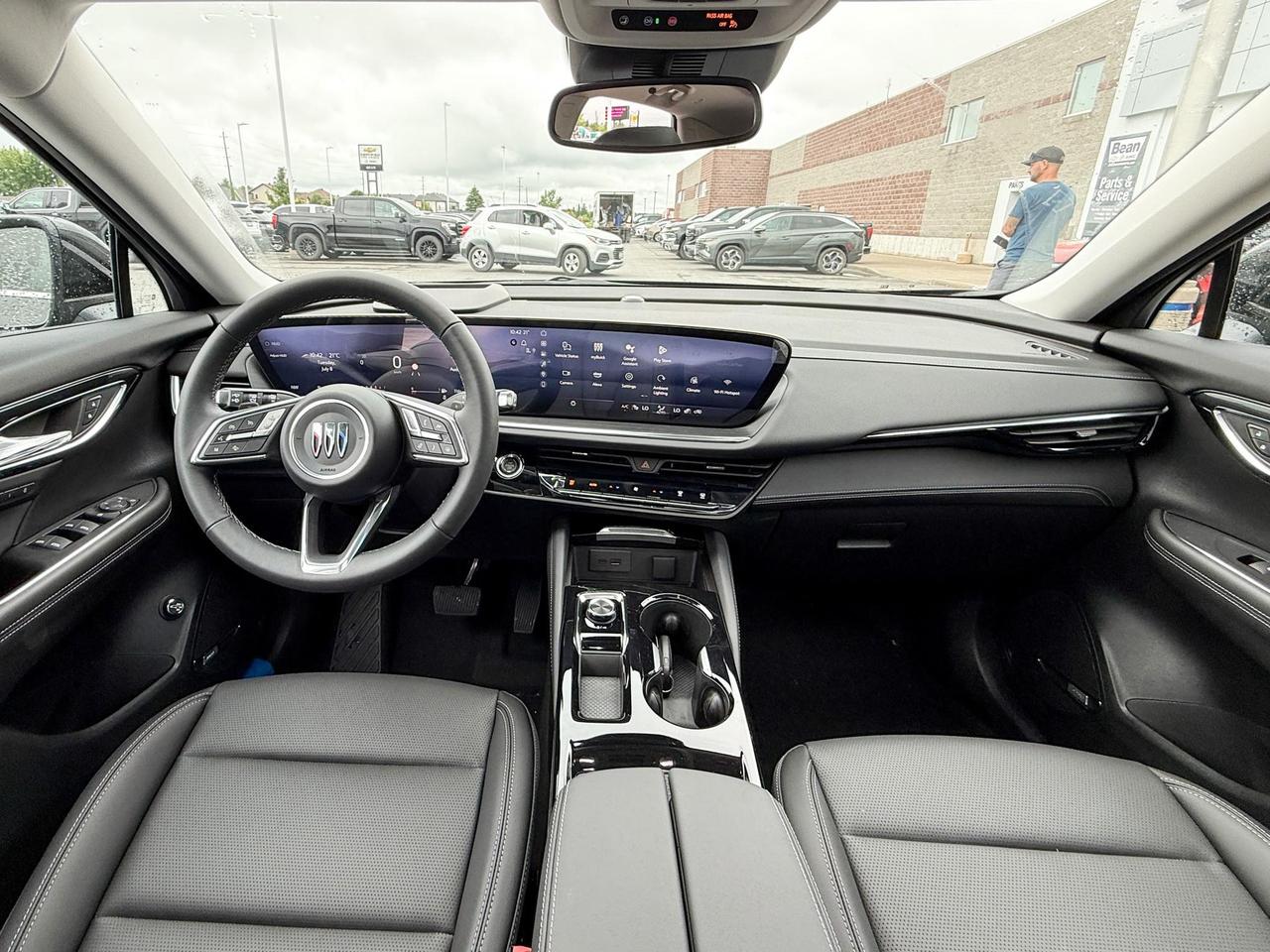 2025 Buick Envision Preferred 2.0L 4 CYL WITH REMOTE START/ENTRY, HEATED SEATS, HEATED STEERING WHEEL, BOSE SOUND, HD SURROUND VISION Photo