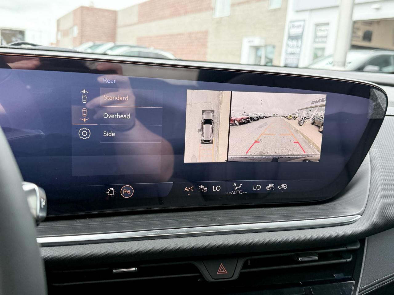2025 Buick Envision Preferred 2.0L 4 CYL WITH REMOTE START/ENTRY, HEATED SEATS, HEATED STEERING WHEEL, BOSE SOUND, HD SURROUND VISION Photo