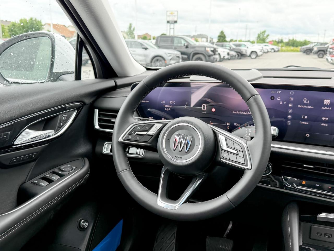 2025 Buick Envision Preferred 2.0L 4 CYL WITH REMOTE START/ENTRY, HEATED SEATS, HEATED STEERING WHEEL, BOSE SOUND, HD SURROUND VISION Photo