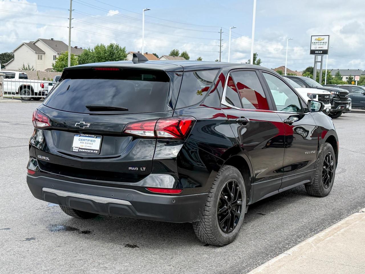 2024 Chevrolet Equinox 1.5L 4CYL TURBO LT, HEATED FRONT SEATS, DUAL ZONE CLIMATE CONTROL, POWER LIFTGATE, SAFETY PACKAGE, 17" ALLOY WHEELS Photo
