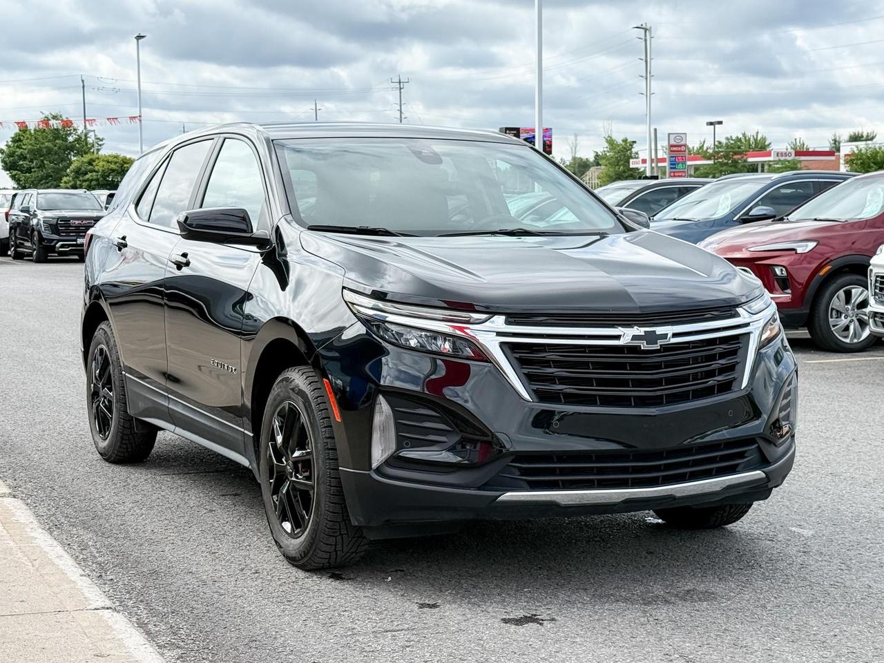 2024 Chevrolet Equinox 1.5L 4CYL TURBO LT, HEATED FRONT SEATS, DUAL ZONE CLIMATE CONTROL, POWER LIFTGATE, SAFETY PACKAGE, 17" ALLOY WHEELS Photo