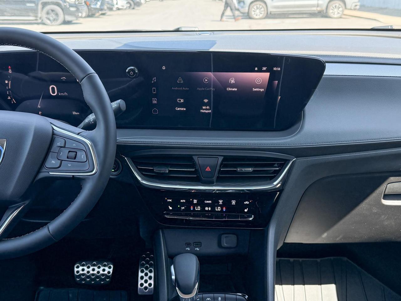 2026 Buick Encore GX Avenir 1.3L 3CYL WITH REMOTE START/ENTRY, SUNROOF, HEATED SEATS, HEATED STEERING WHEEL, HD SURROUND VISION, Photo