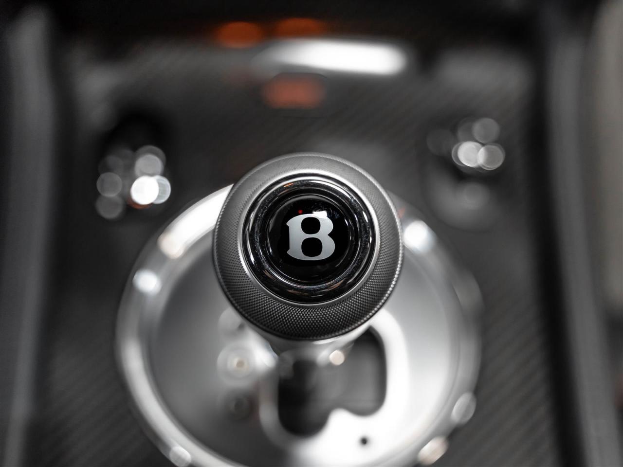 2010 Bentley Continental GT W12 TWIN TURBO|COUPE|CARBON BUCKETS|NAIM|CARBON CERAMICS Photo