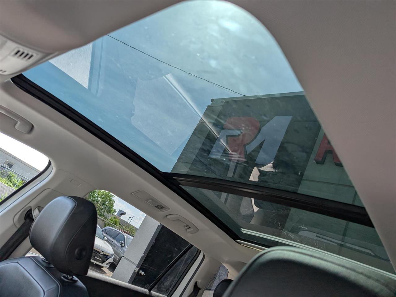 2019 Volkswagen Tiguan HIGHLINE 4MOTION - NAVI - PANO ROOF - TECH FEATS
