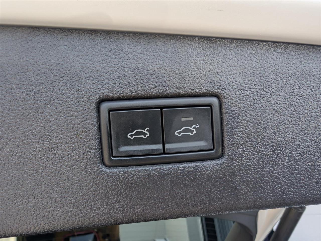 2019 Volkswagen Tiguan HIGHLINE 4MOTION - NAVI - PANO ROOF - TECH FEATS