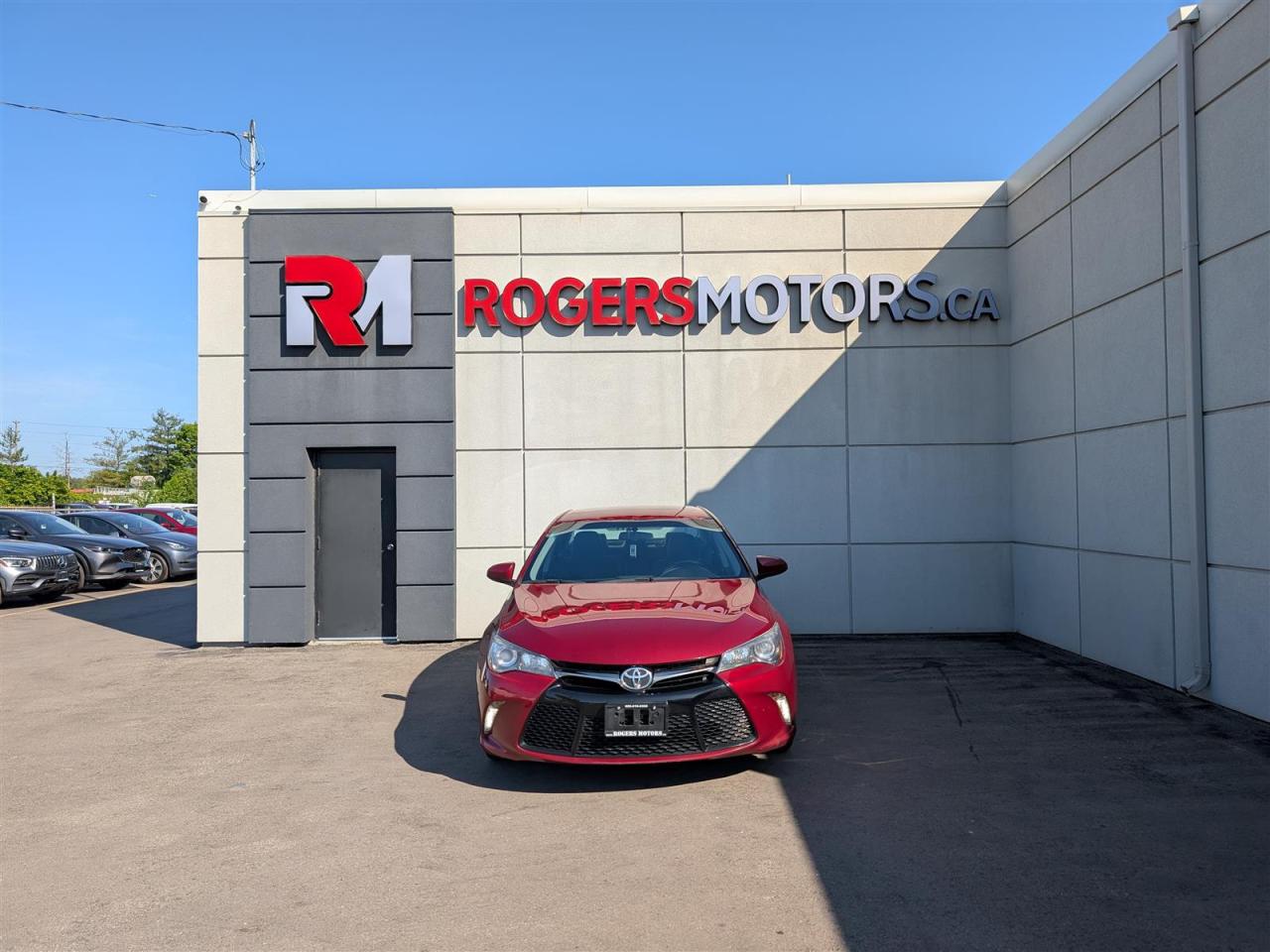 2017 Toyota Camry XSE - NAVI - REVERSE CAM - BLUETOOTH