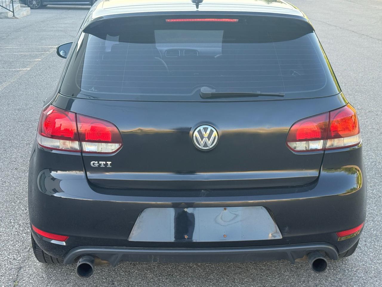2011 Volkswagen Golf  - Photo #6
