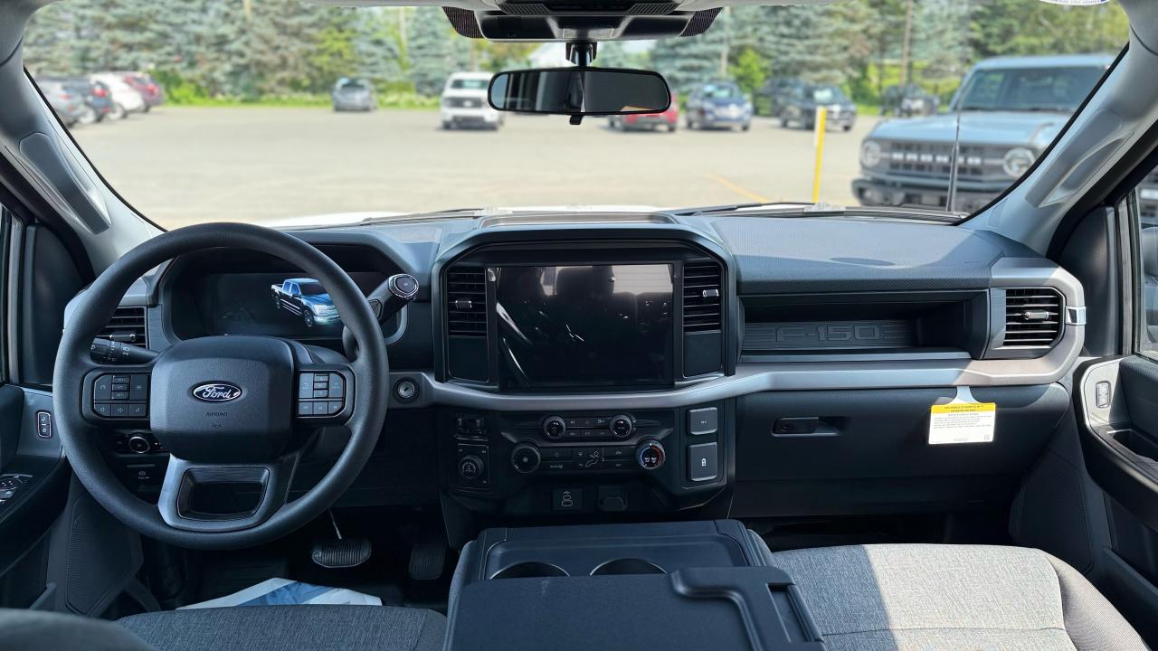 2025 Ford F-150  Photo5