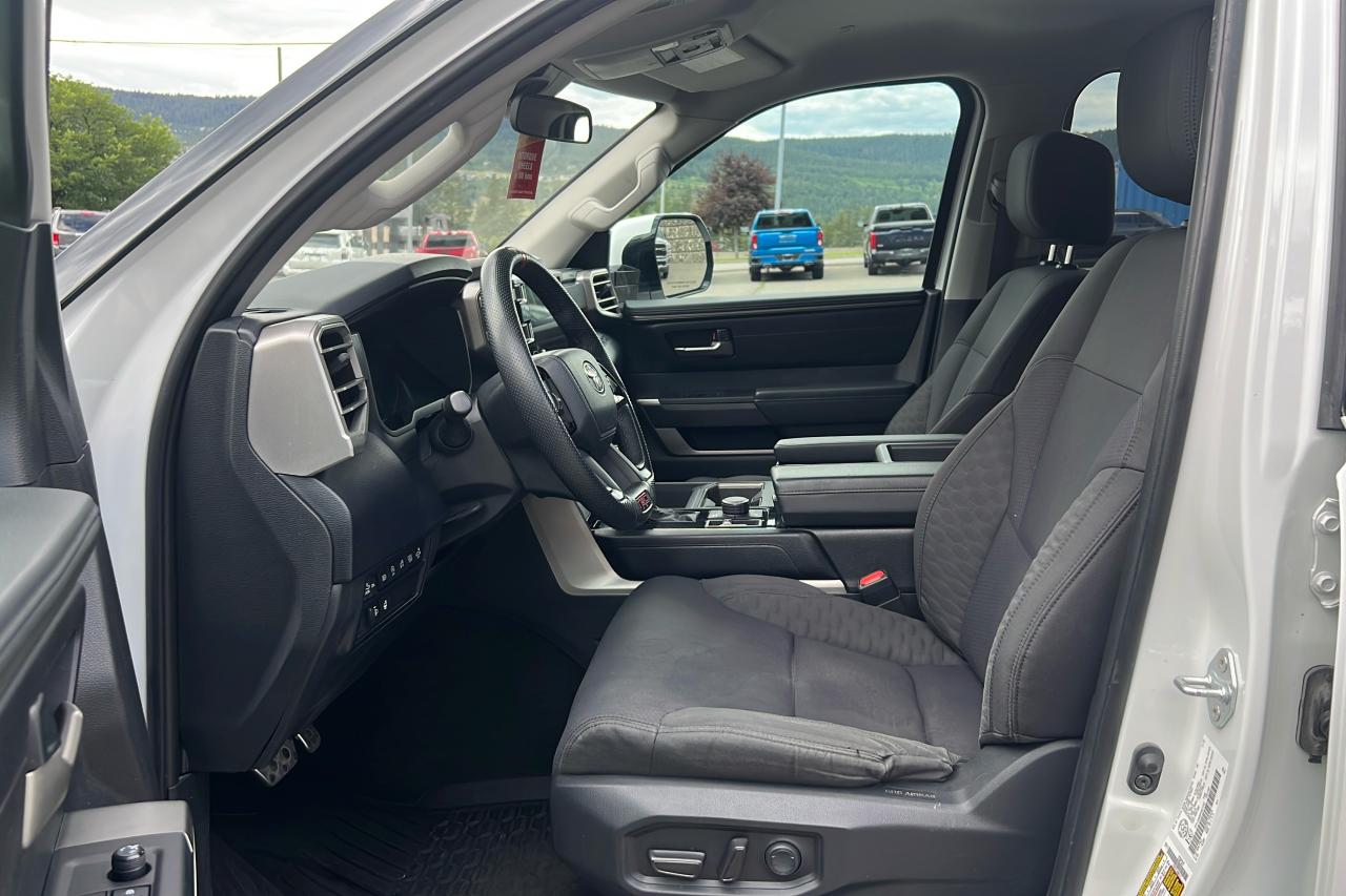 2023 Toyota Tundra CREWMAX SR SR5 TRD OFF ROAD Photo