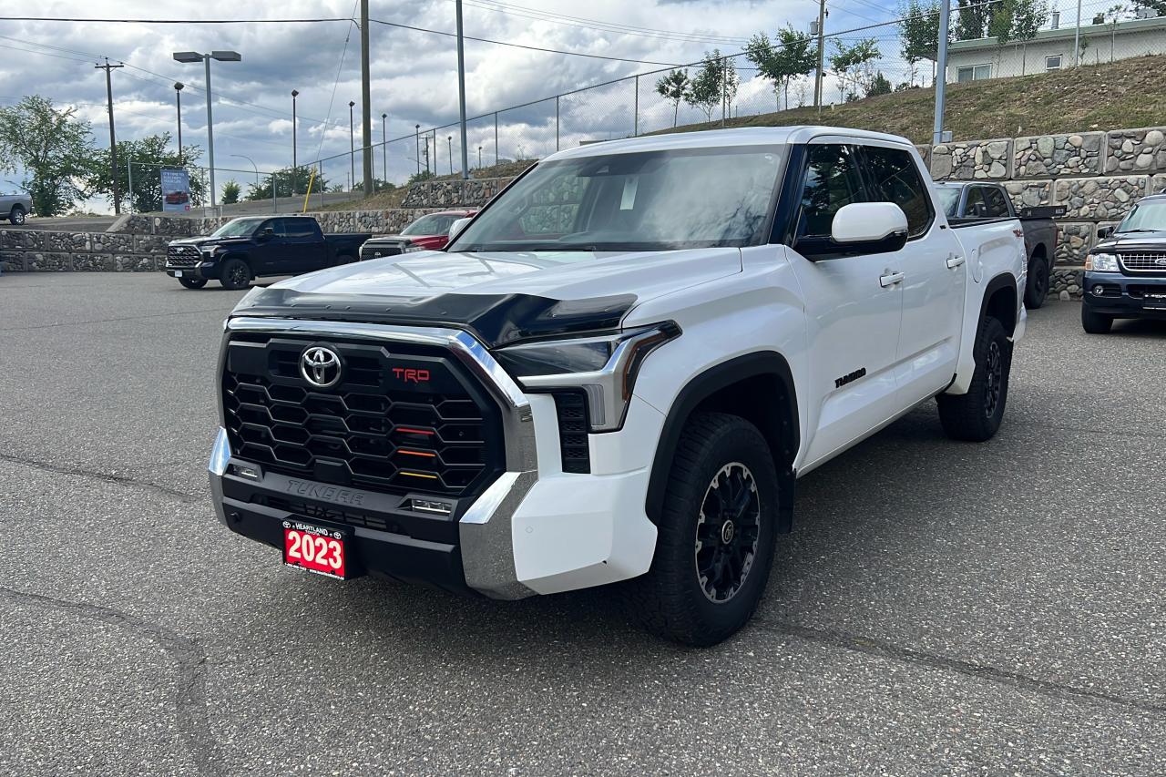 2023 Toyota Tundra CREWMAX SR SR5 TRD OFF ROAD Photo2