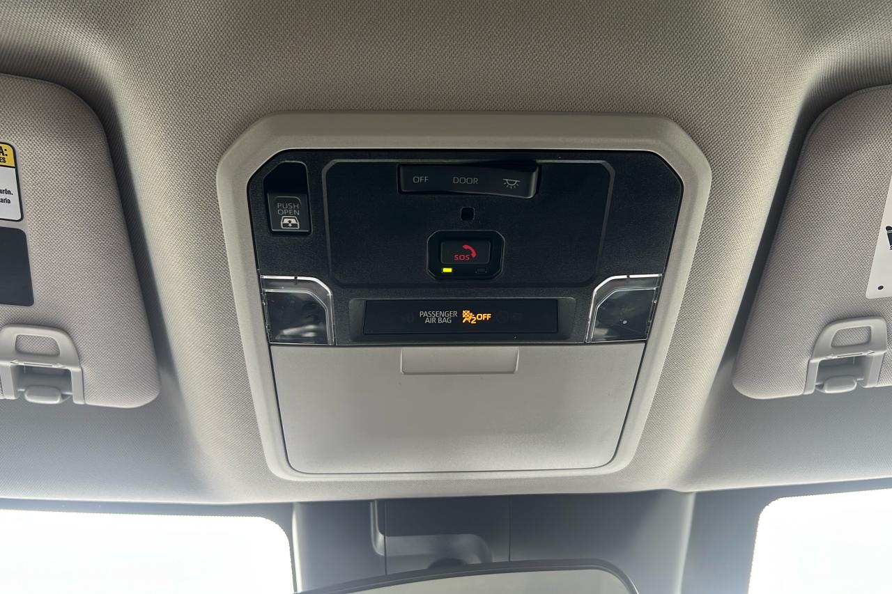 2023 Toyota Tundra CREWMAX SR SR5 TRD OFF ROAD Photo